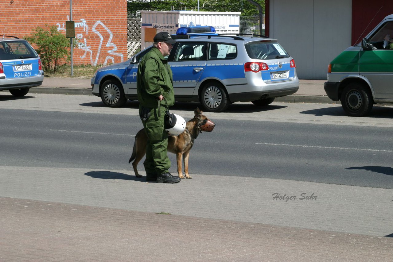 Bild 54 - NPD in Bramstedt am 1.5.07